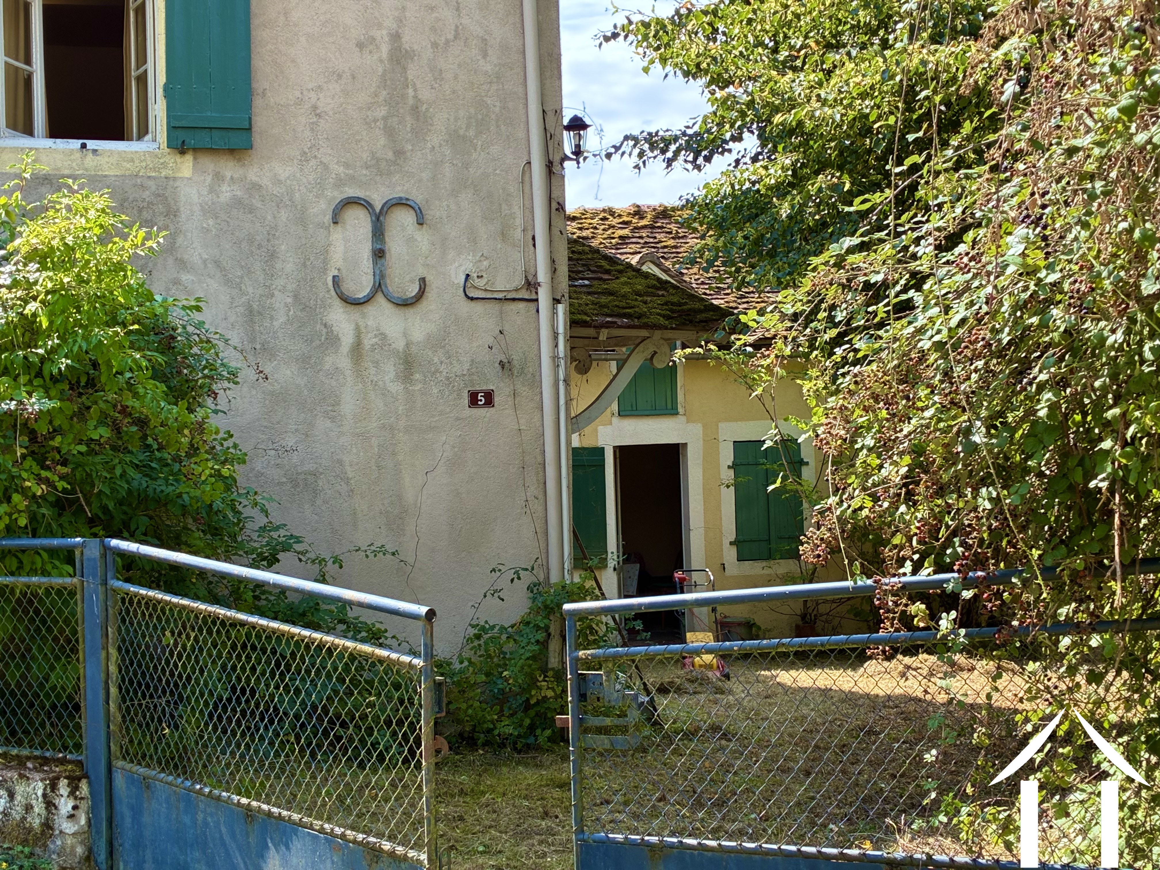 House for sale chougny, burgundy, cvh5620L Image - 4