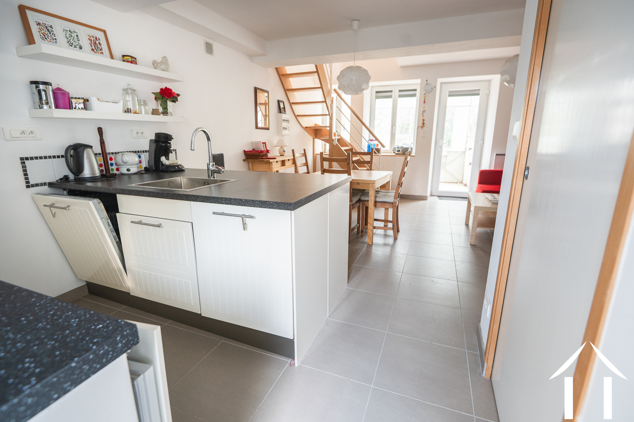 House for sale couches, burgundy, perreuil Image - 26