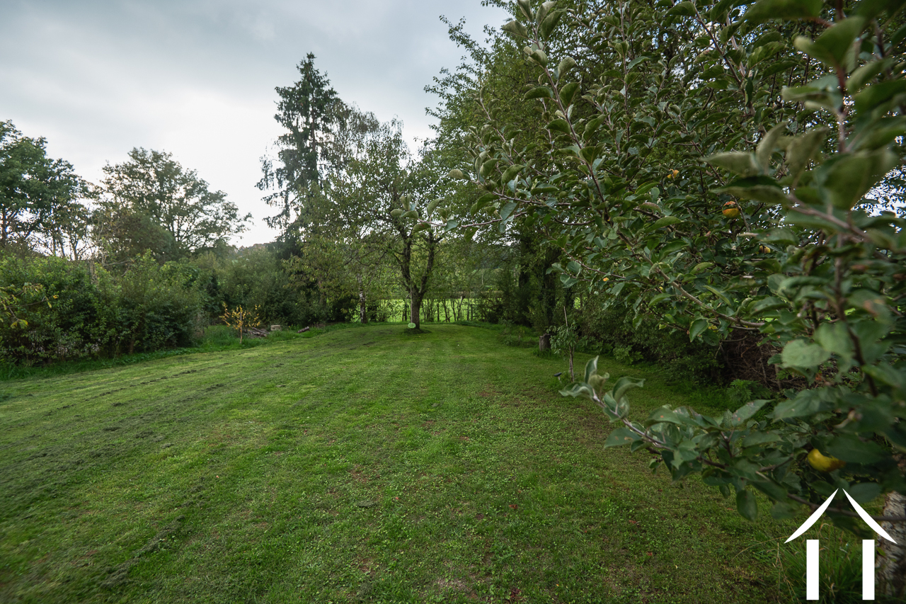 House for sale couches, burgundy, perreuil Image - 22