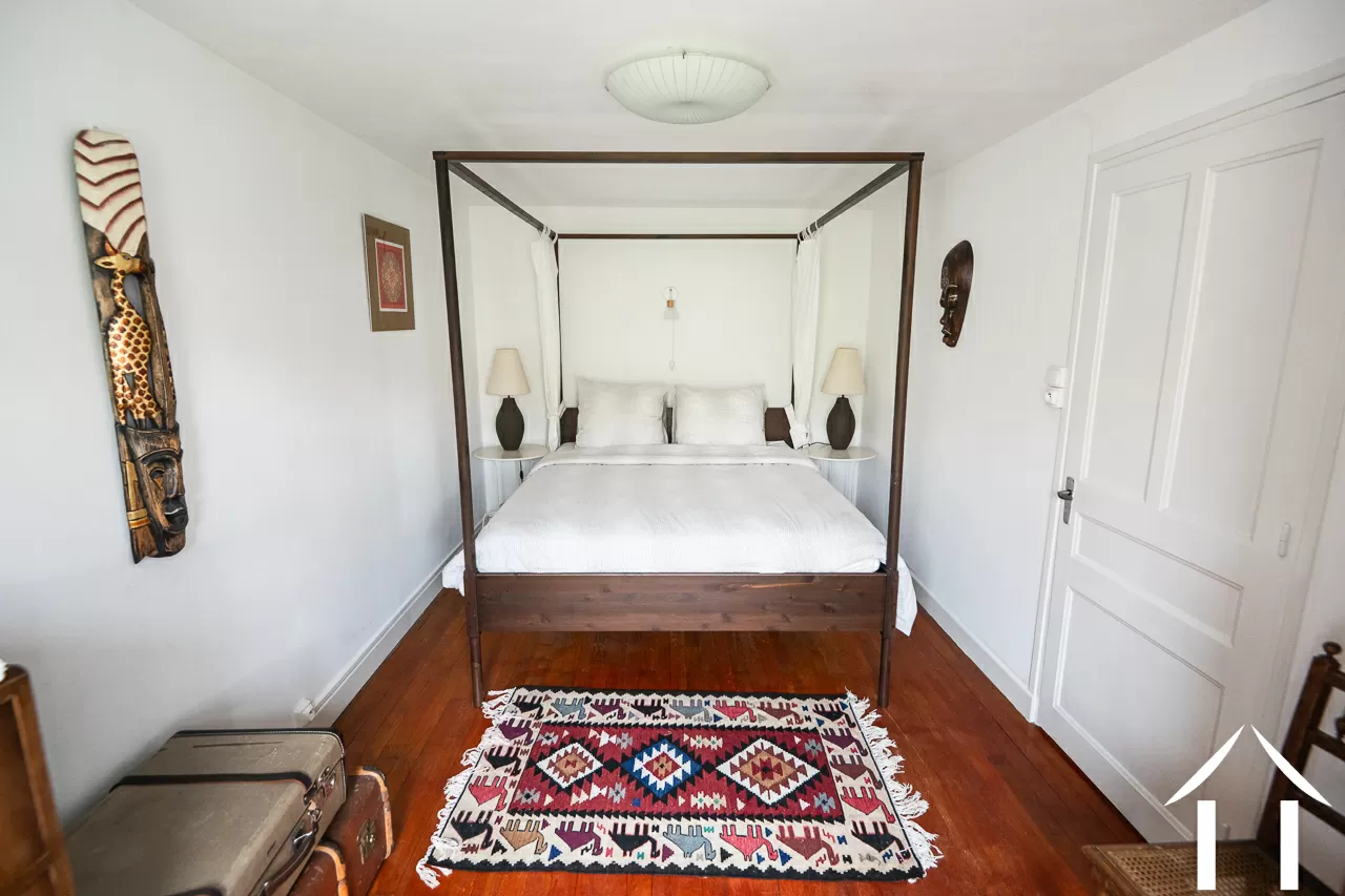 House for sale couches, burgundy, BH5647D Image - 31