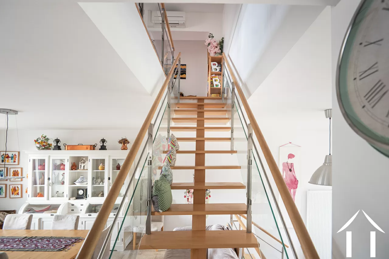 House for sale couches, burgundy, BH5647D Image - 8