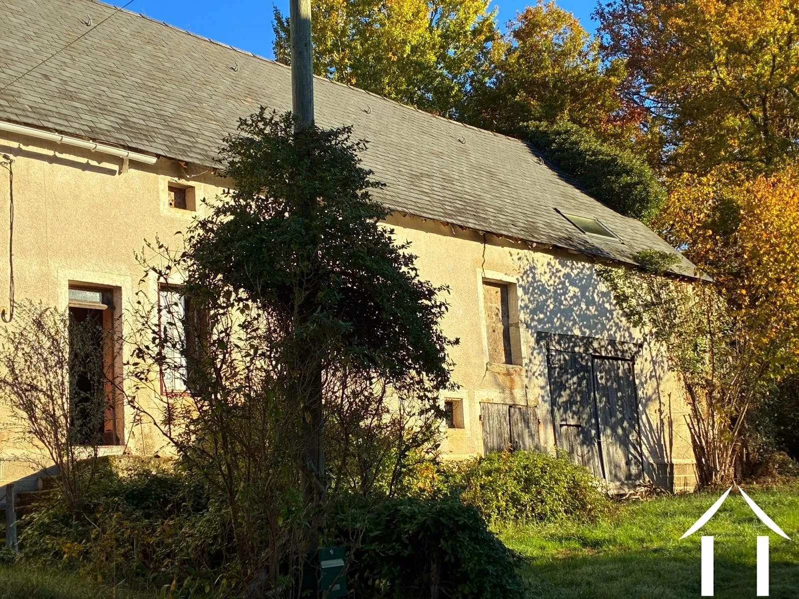 House for sale anost, burgundy, cvh5633 Image - 11