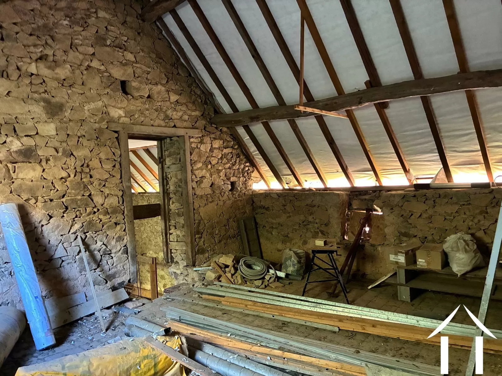 House for sale anost, burgundy, cvh5633 Image - 12