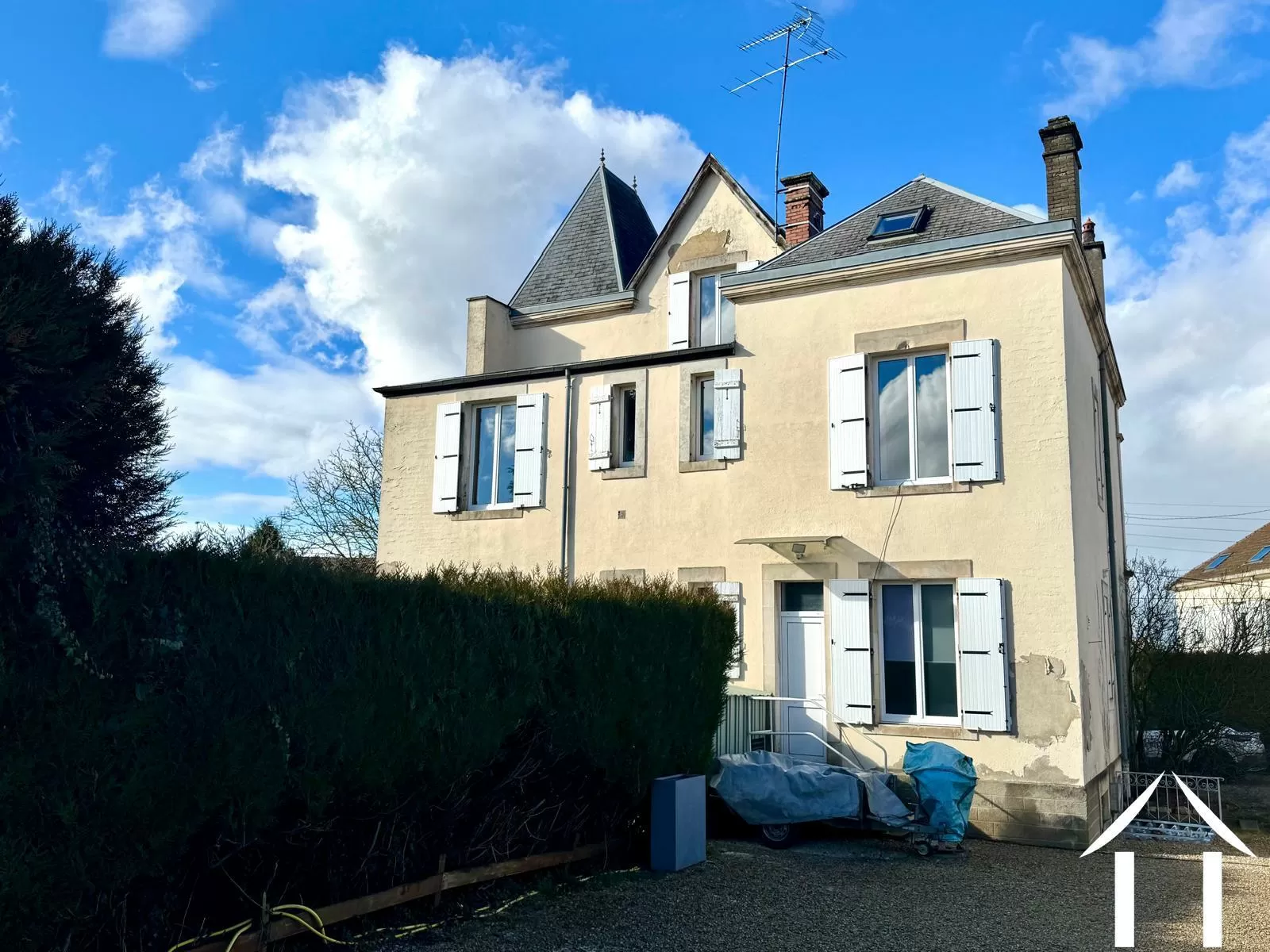 House for sale chaumont, champagne-ardenne, bh5637h Image - 2