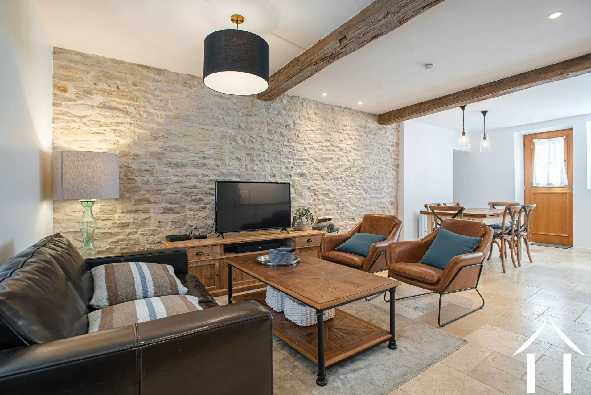 Guest house living area