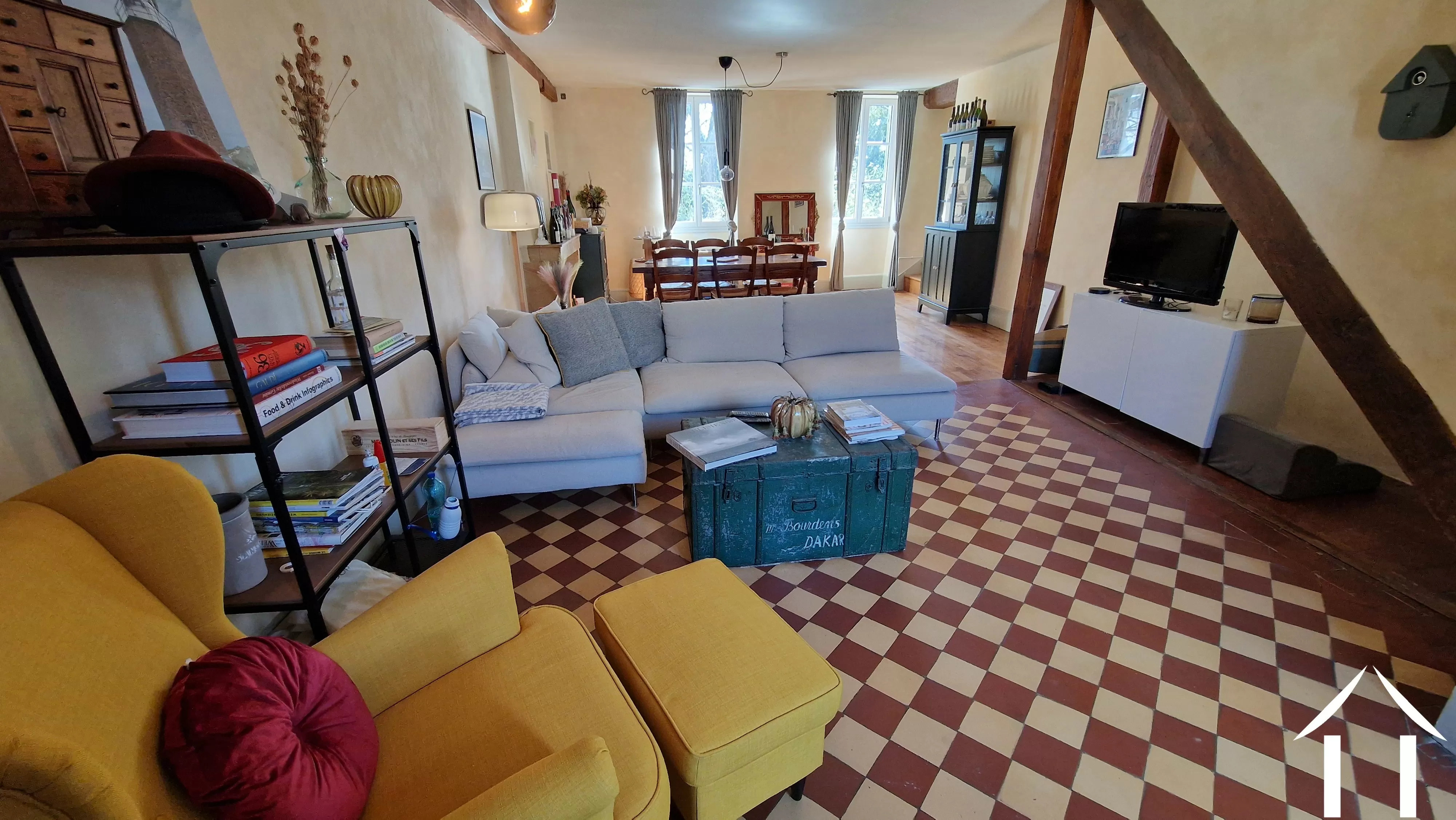 Upstairs dwelling living and dining