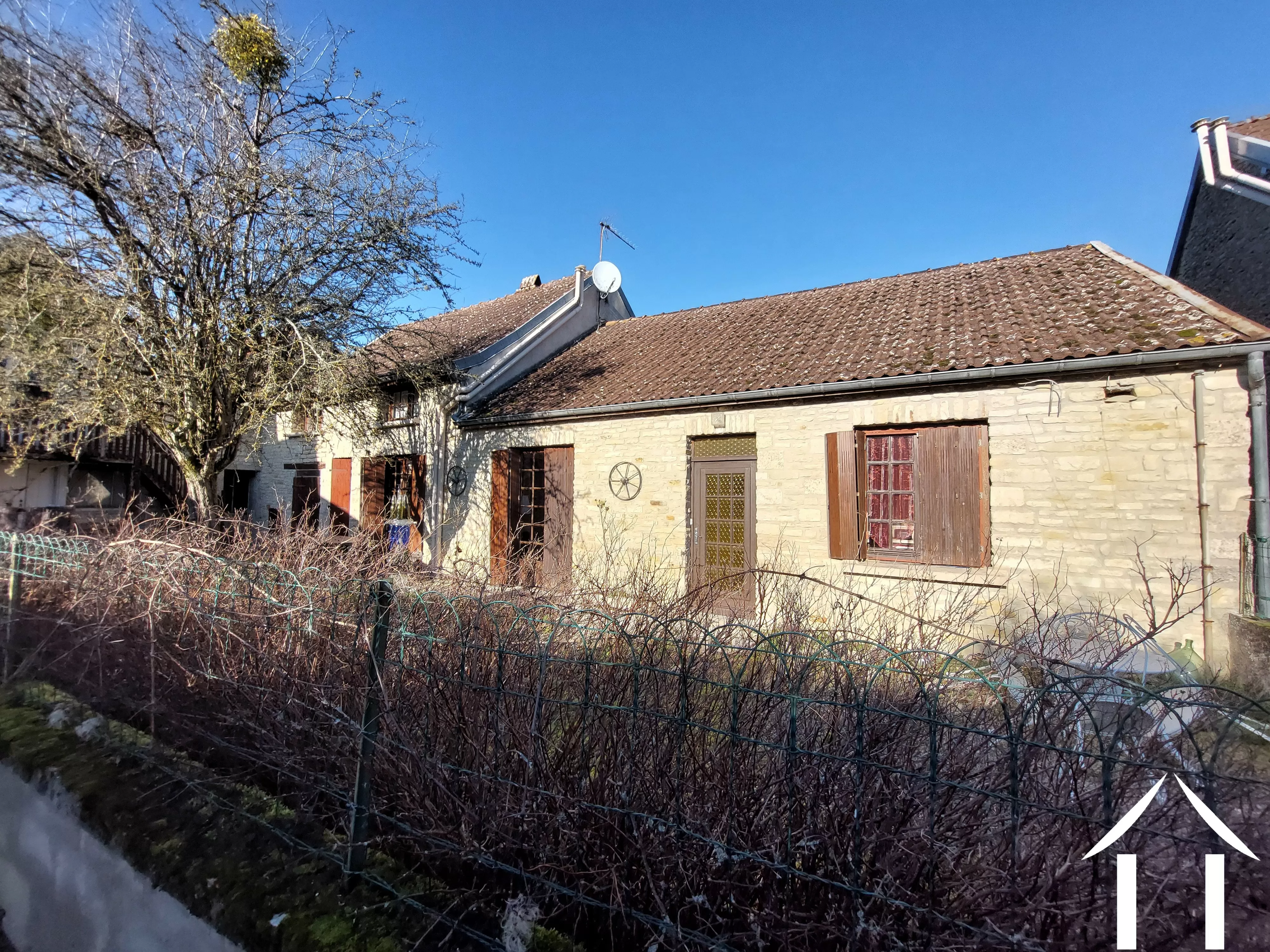 House for sale griselles, burgundy, BH5650H Image - 2