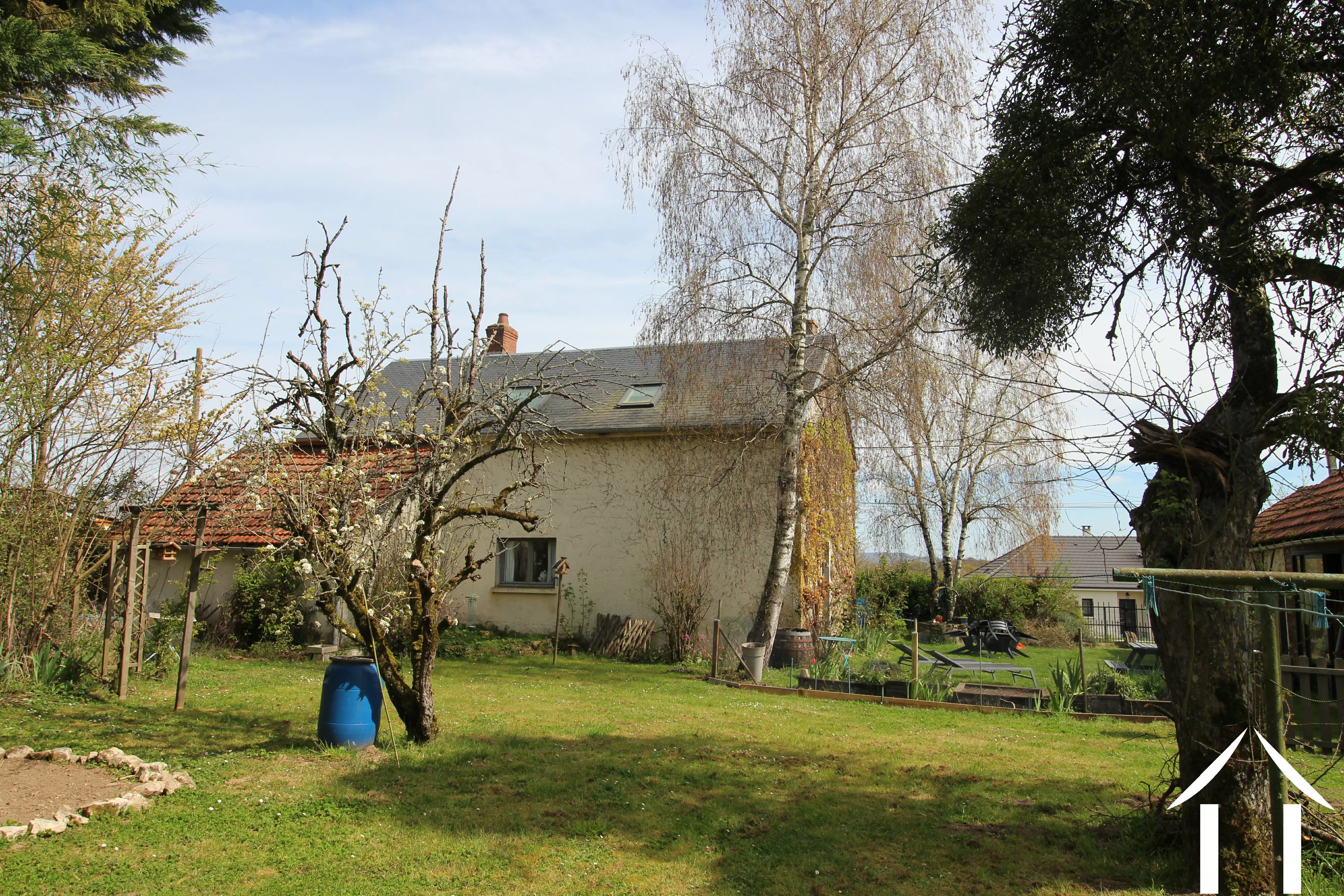 House for sale st leger le petit, centre, LB5668N Image - 8