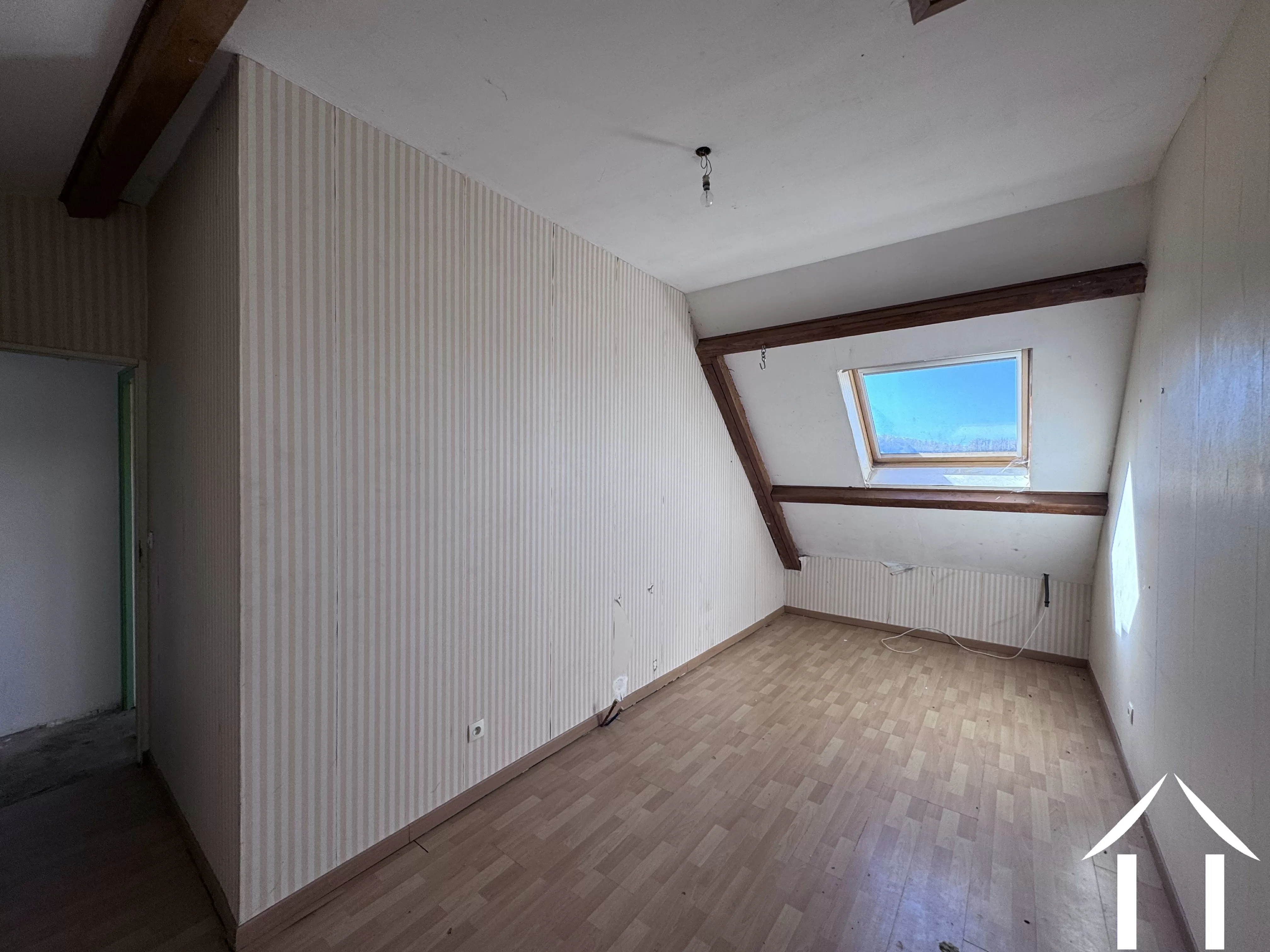 <nl>Slaapkamer 3 étage</nl>