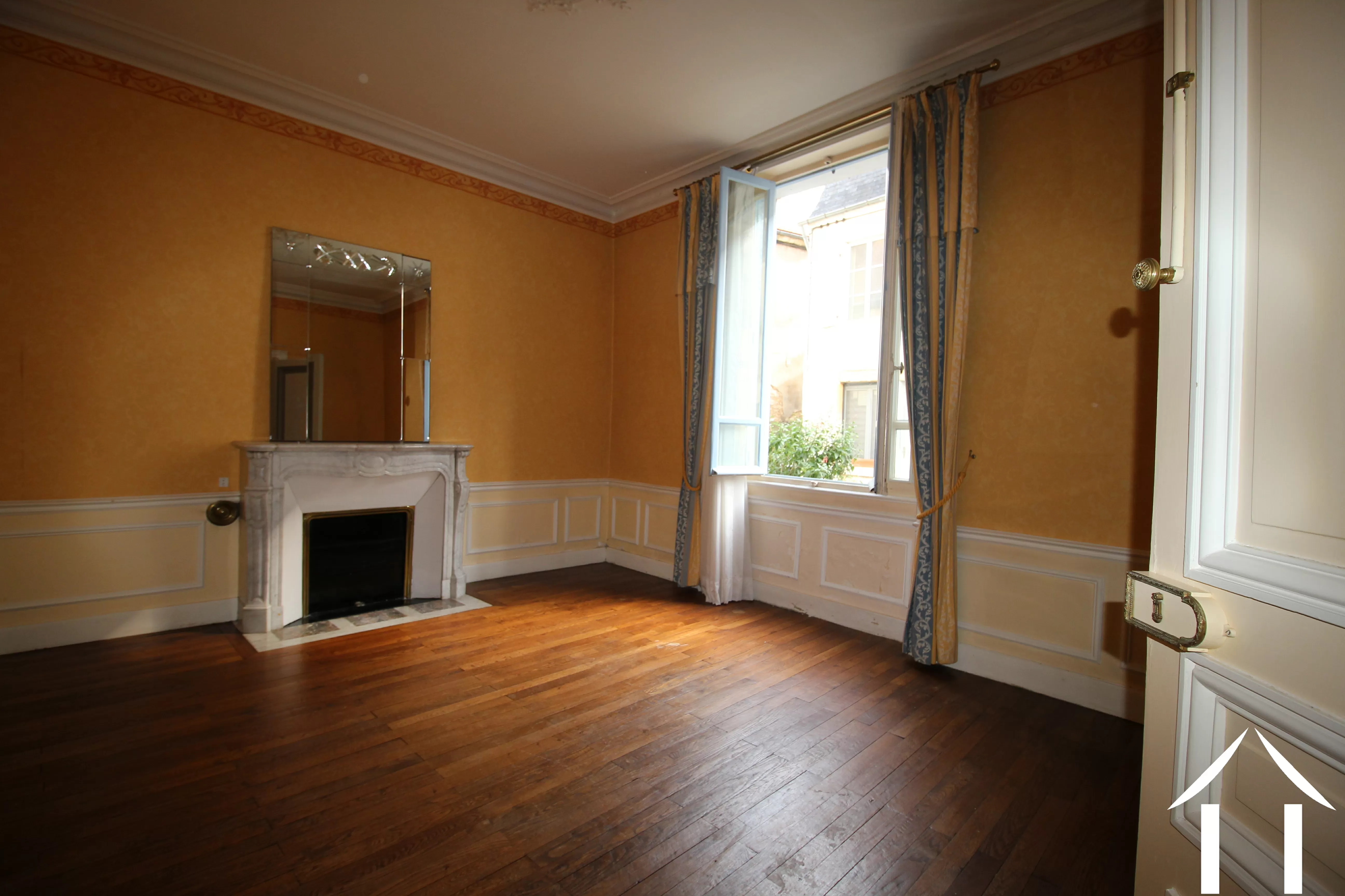 House for sale la charite sur loire, burgundy, LB5667N Image - 6