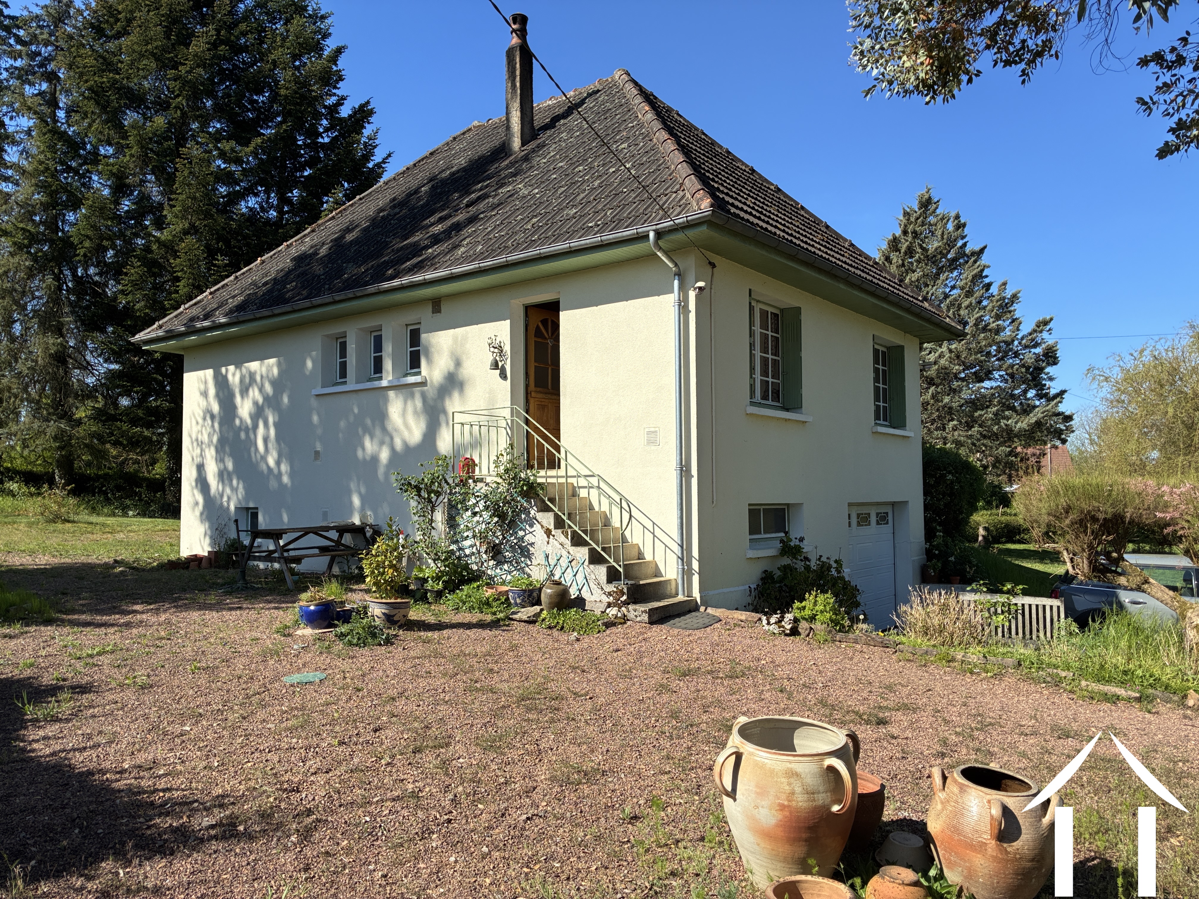 House for sale epiry, burgundy, cvh5674 Image - 2