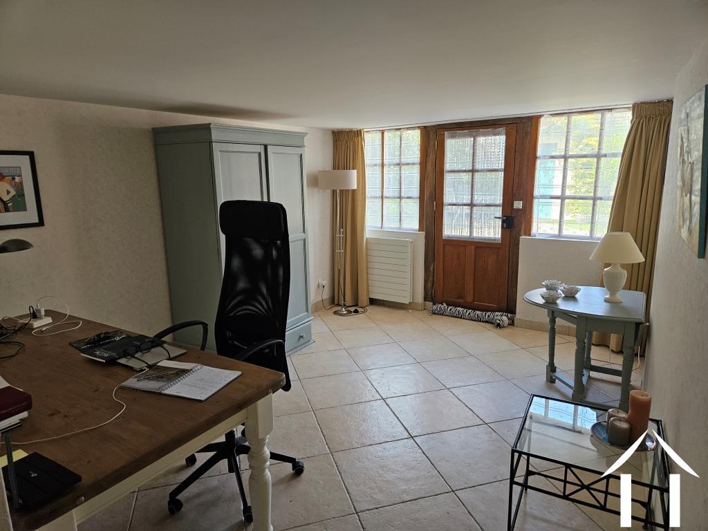 Ground floor bedroom or dining room