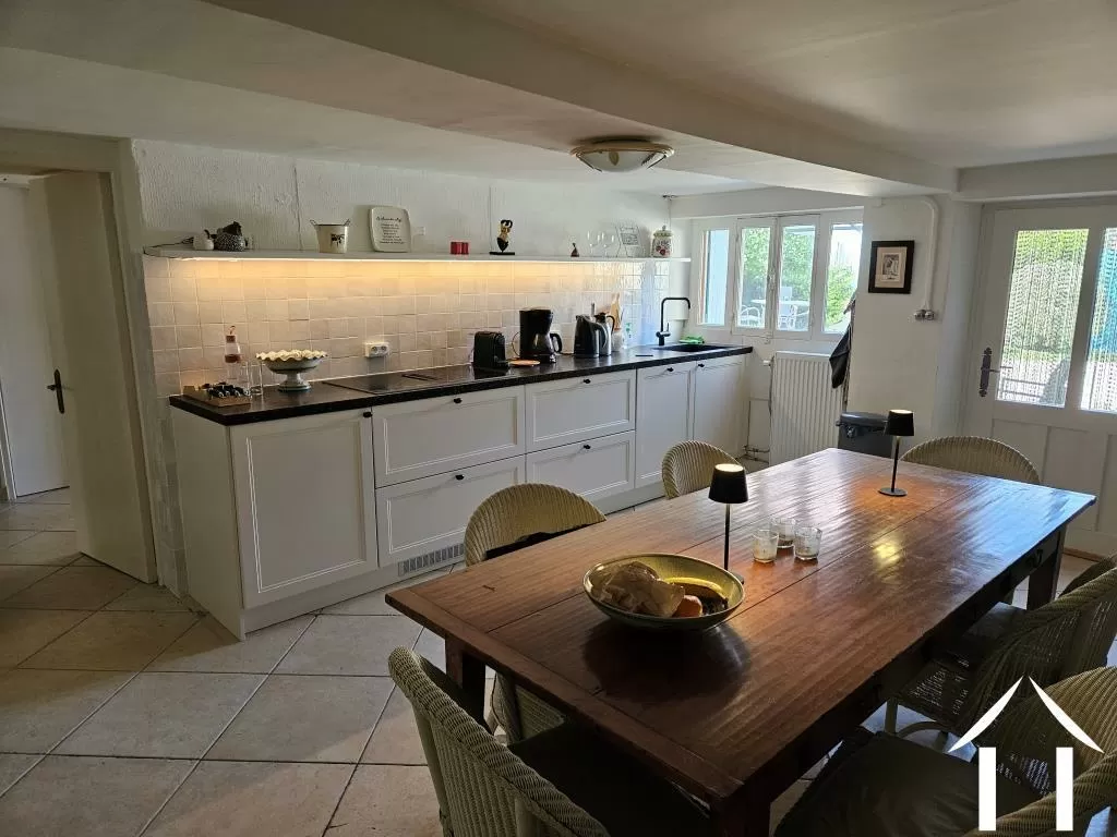 Quality fitted kitchen