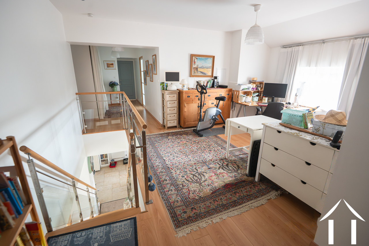 House for sale couches, burgundy, Ben5647D Image - 9