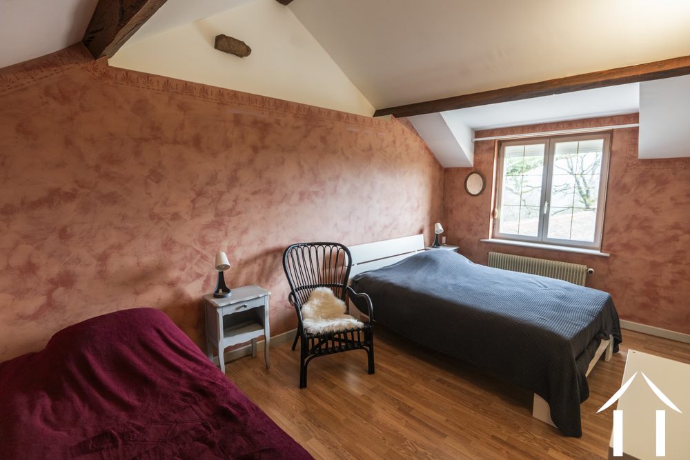 1st bedroom floor