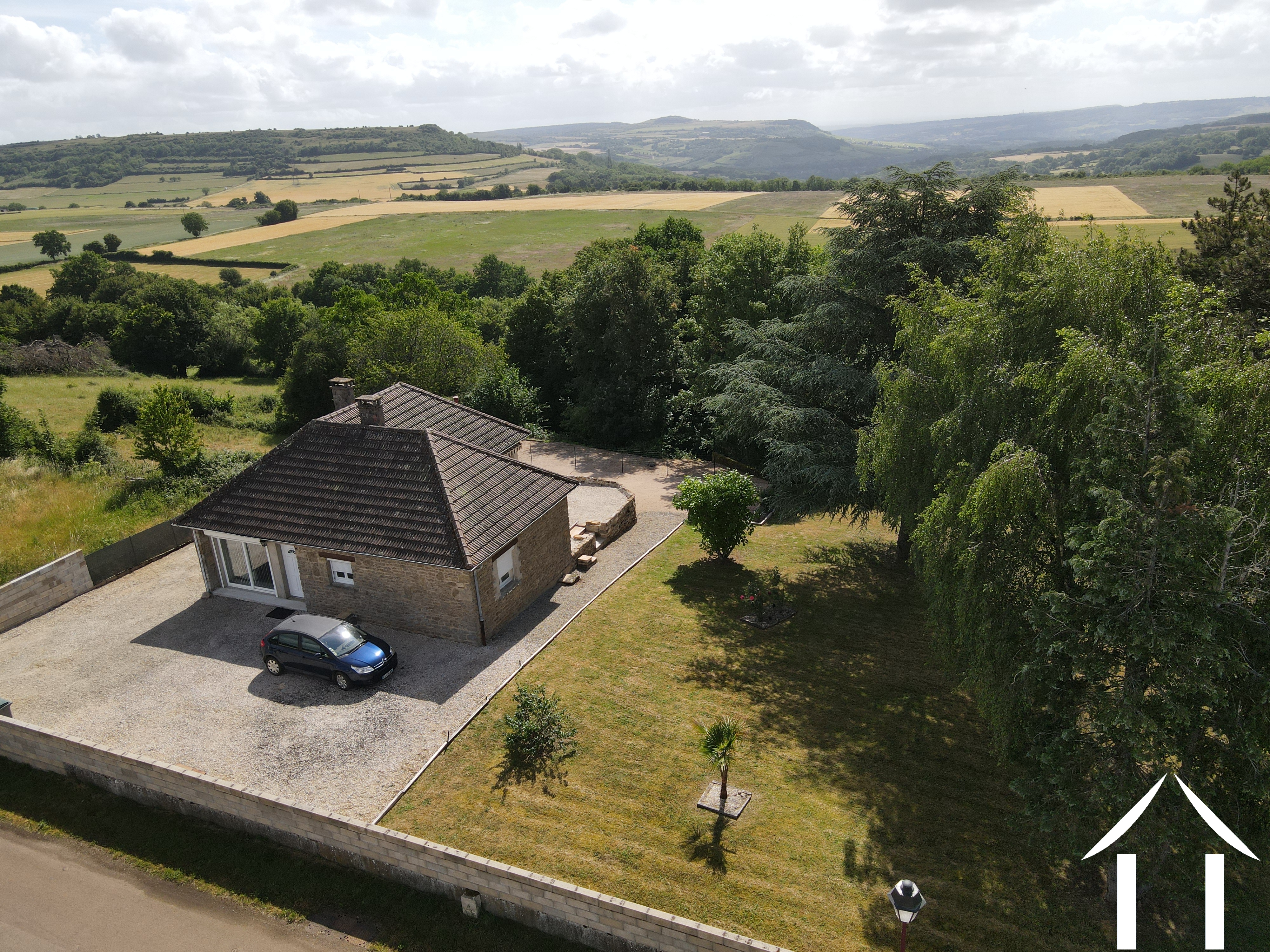House for sale st gervais sur couches, burgundy, bh5678d Image - 2