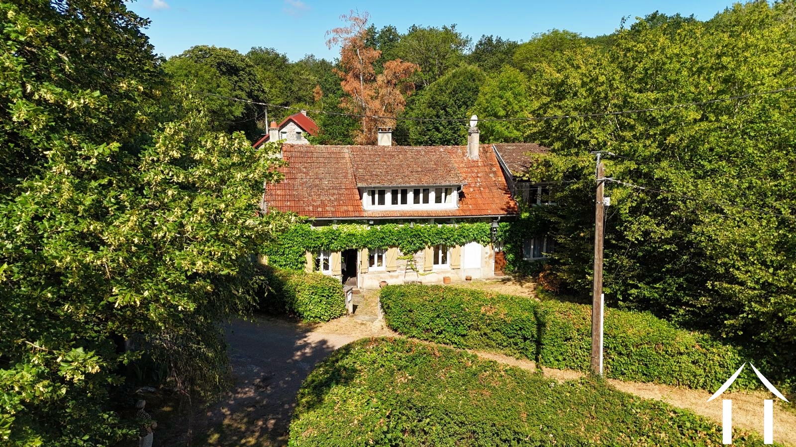 House for sale st leger vauban, burgundy, cvh5682 Image - 1