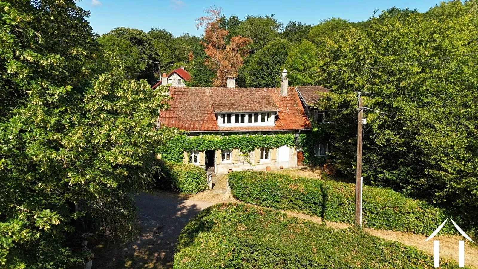 House for sale st leger vauban, burgundy, cvh5682 Image - 1