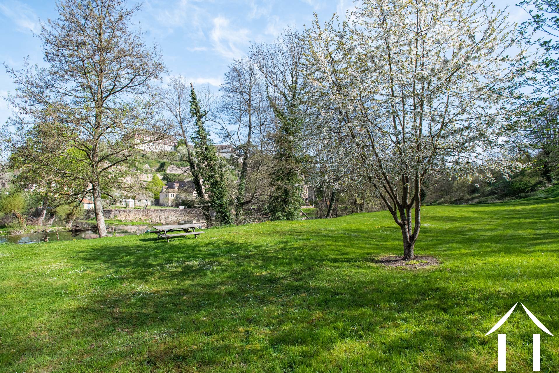 Meadow garden