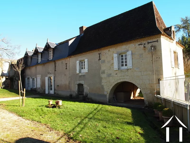 Manor House for sale thenon, aquitaine, GVS3419C Image - 1