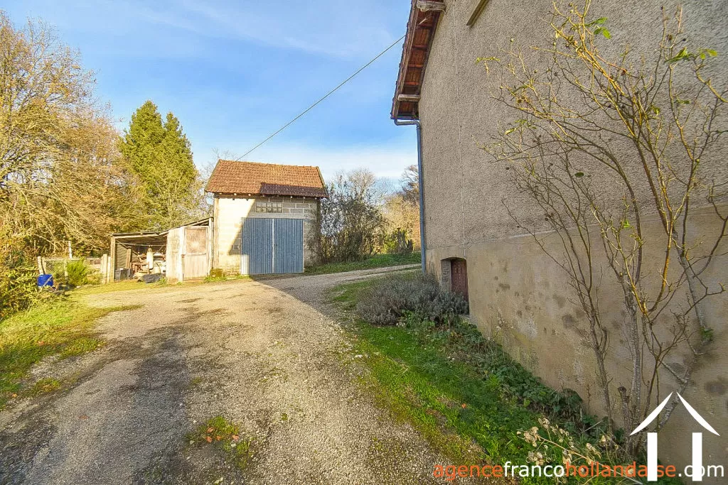 Village house for sale linards, limousin, Li856 Image - 68