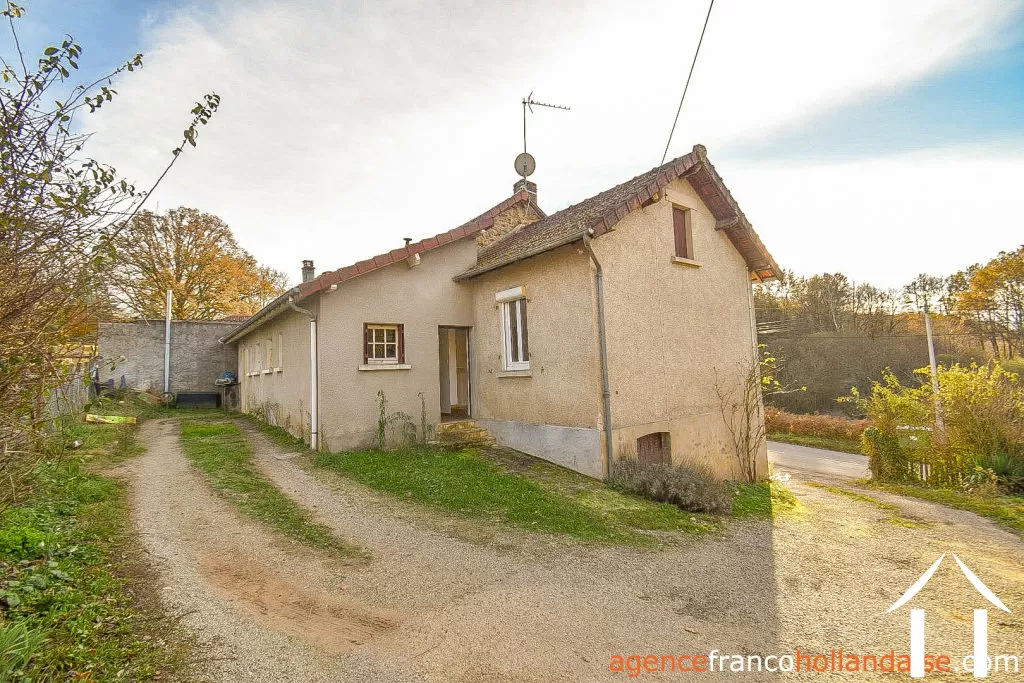 Village house for sale linards, limousin, Li856 Image - 31