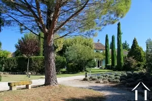 Character house for sale taillades, provence-cote-d'azur, 11-2191 Image - 1