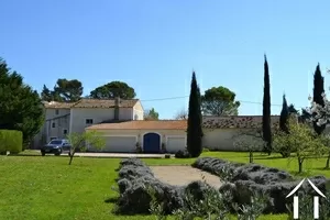 House with guest house for sale pernes les fontaines, provence-cote-d'azur, 11-2323 Image - 1