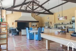 House with guest house for sale pernes les fontaines, provence-cote-d'azur, 11-2323 Image - 6
