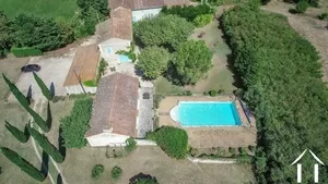 House with guest house for sale pernes les fontaines, provence-cote-d'azur, 11-2323 Image - 9
