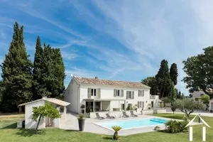 Character house for sale cairanne, provence-cote-d'azur, 43-1087 Image - 1