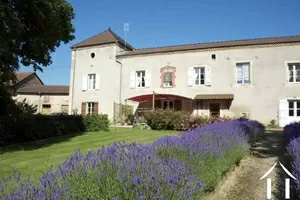 Bed and Breakfast  for sale ige, burgundy, BH3133M Image - 7