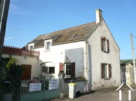 Village house for sale meursault, burgundy, MI88VM Image - 1