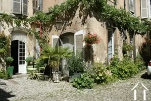 Apartment for sale dijon, burgundy, RT3285P Image - 1