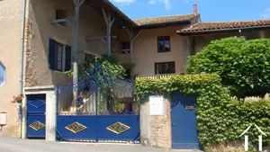 Character house for sale aze , burgundy, BH3404M Image - 1