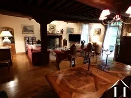 Character house for sale couches, burgundy, SM2746M Image - 2