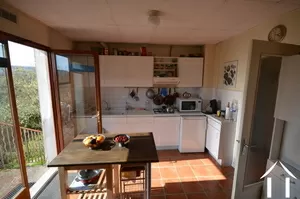 Kitchen with access to terrace