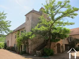 character winemakers house seen from the courtyard