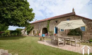 House with guest house for sale avree, burgundy, KM4161M Image - 1