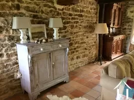 Character house for sale island, burgundy, RT4464P Image - 10