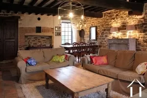 Character house for sale island, burgundy, RT4464P Image - 12