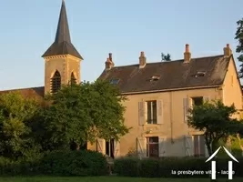 Grand town house for sale vitry lache, burgundy, HV4962NM Image - 1