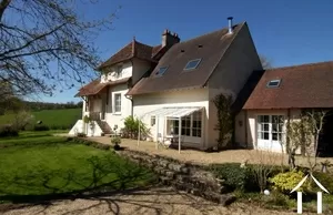 House with guest house for sale couches, burgundy, BH4190V Image - 18