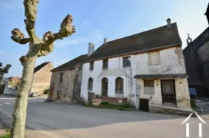 Village house for sale st gilles, burgundy, BH4983V Image - 2