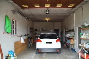 Garage/work shop