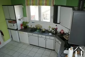 Fitted kitchen