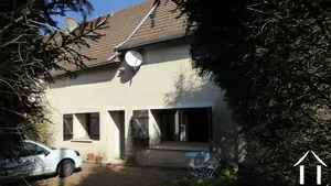 House for sale dyo, burgundy, DF4717C Image - 1