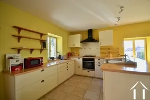 furnished kitchen