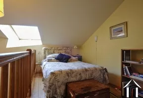 mezzanine sleeping area ( bedroom 6)