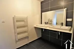 master shower room